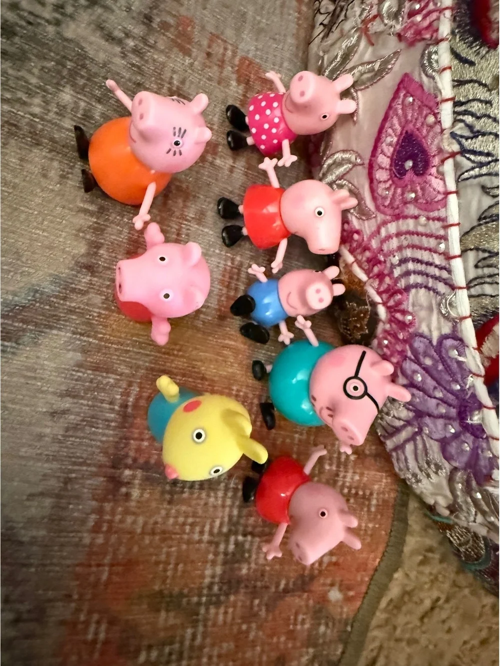 Peppa pig collectible figurines lot of 8 bundle cheap sale